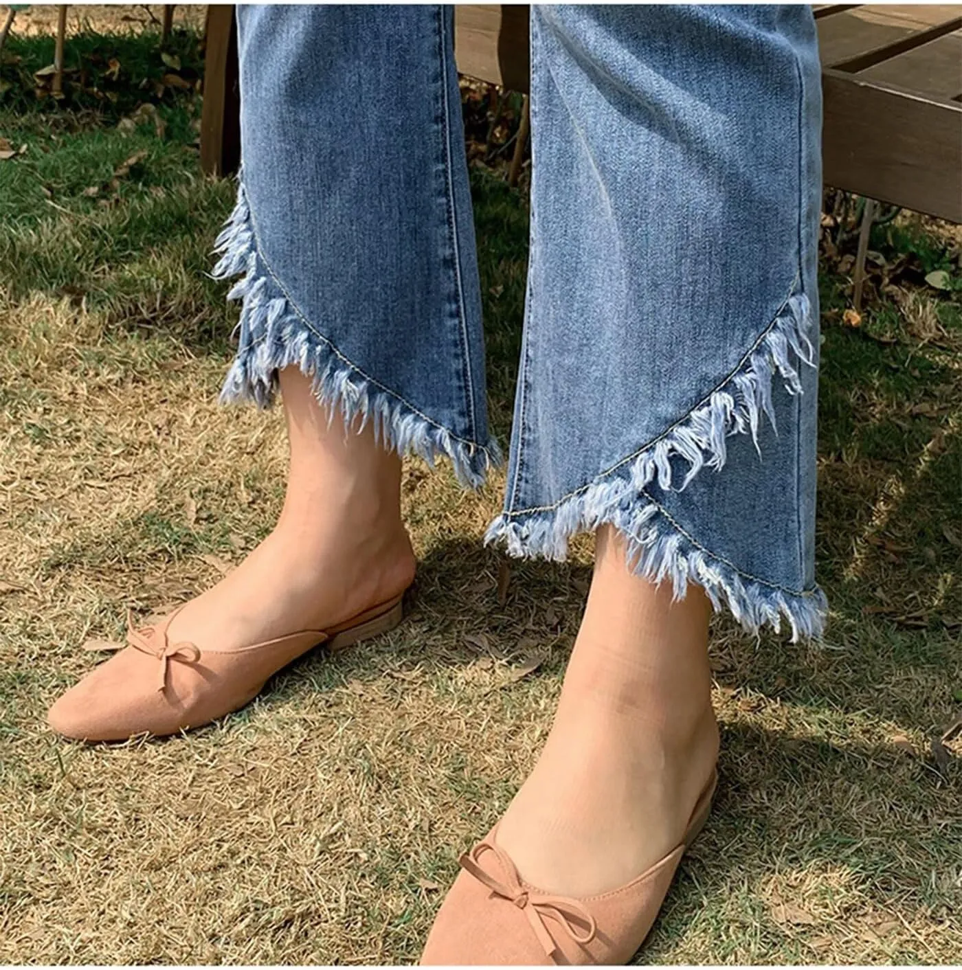 INVACHI Womens Cropped Fringe Pants Frayed Hem Jeans for Women Slim Fit Distressed Denim Jeans Women