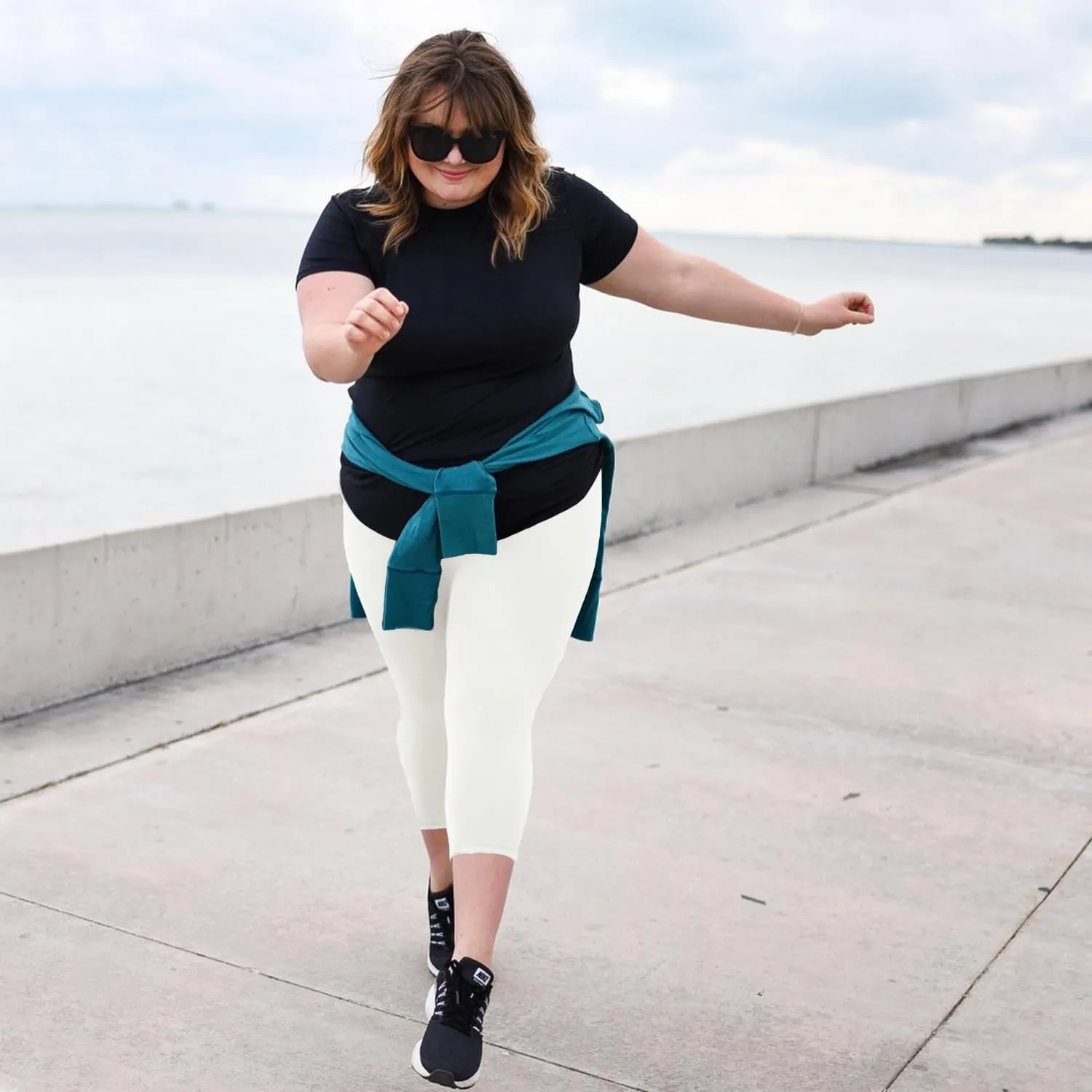 MOREFEEL Capri Plus Size Leggings for Women with Pockets-Stretchy XL-4XL Tummy Control High Waist Workout Black Yoga Pants